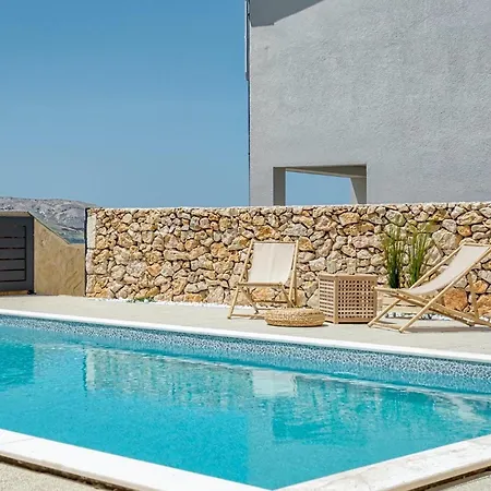 Tatil Evi Bernarda Ii